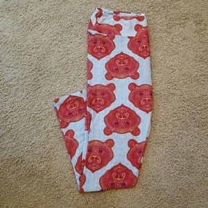 Lularoe bear leggings